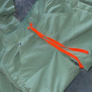 Figs scrubs uniform *comes with top & bottom*